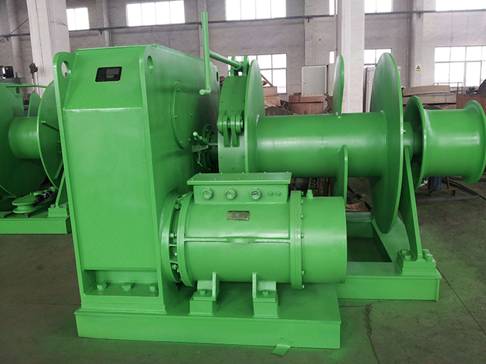 mooring winch electrically driven